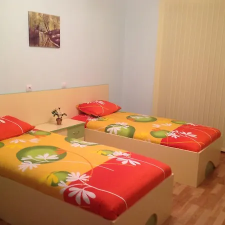 度假居 Nadejda Vacation House 拉兹洛格