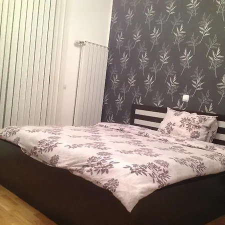 Nadejda Vacation House 拉兹洛格